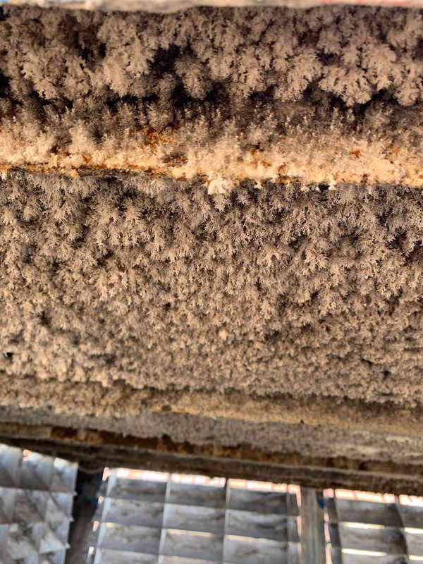 Chemische Reinigung der Kühlturmwaben durch TadoTec in zwei Spülgängen